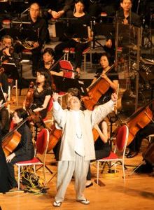Nobuo Uematsu en concierto