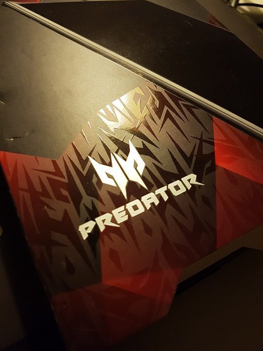 acer predator 8 logo caja